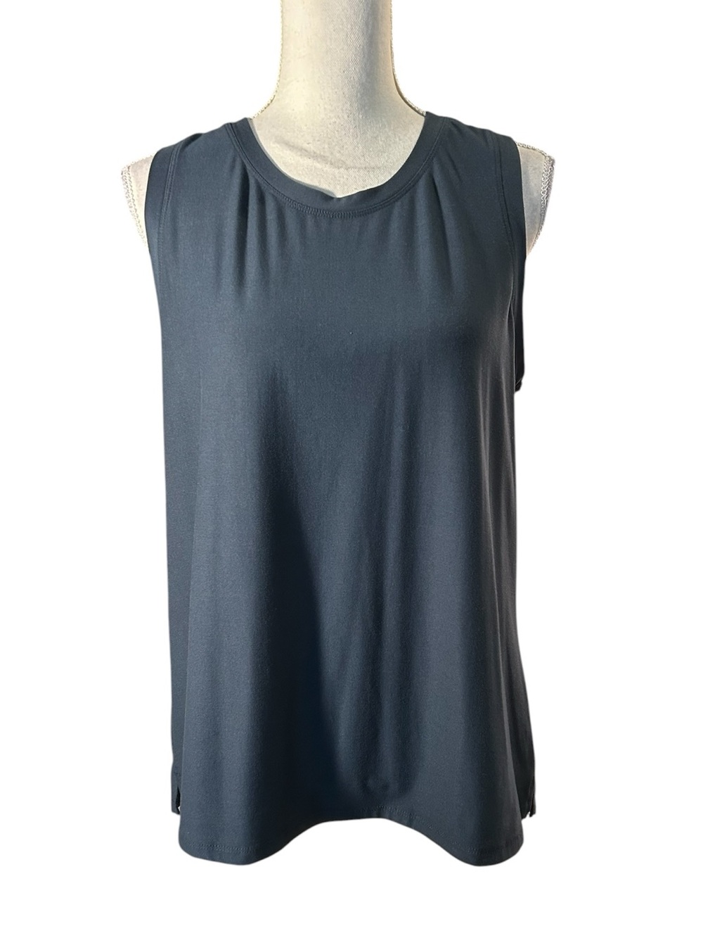 Kyodan Sleeveless Crewneck Tank Top in Charcoal Gray Blue
